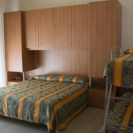 Hotel Joli 2*