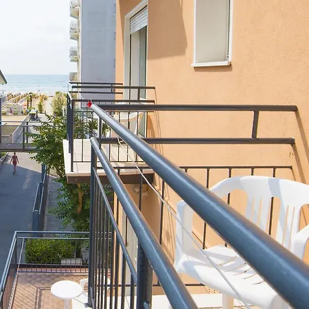 Hotel Joli